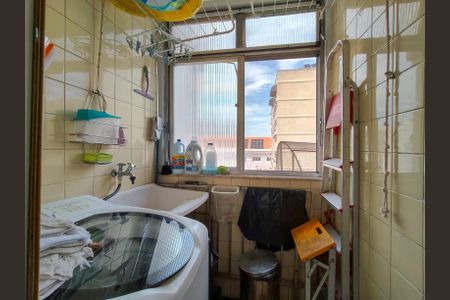 Apartamento à venda com 65m², 2 quartos e 1 vaga Apartamento à venda com 65m², 2 quartos e 1 vagaÁrea de Serviço