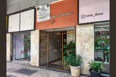 Apartamento à venda com 65m², 2 quartos e 1 vaga Apartamento à venda com 65m², 2 quartos e 1 vagaFachada e portaria