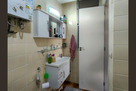 Apartamento à venda com 65m², 2 quartos e 1 vaga Apartamento à venda com 65m², 2 quartos e 1 vagaBanheiro Corredor