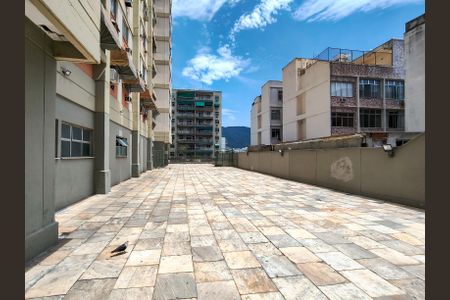 Apartamento à venda com 65m², 2 quartos e 1 vaga Apartamento à venda com 65m², 2 quartos e 1 vagaÁrea comum - Playground