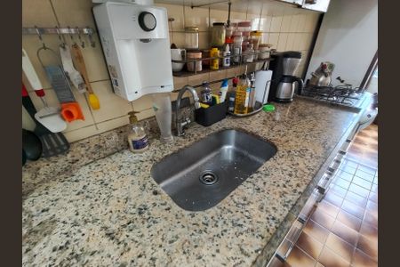Apartamento à venda com 65m², 2 quartos e 1 vaga Apartamento à venda com 65m², 2 quartos e 1 vagaCozinha