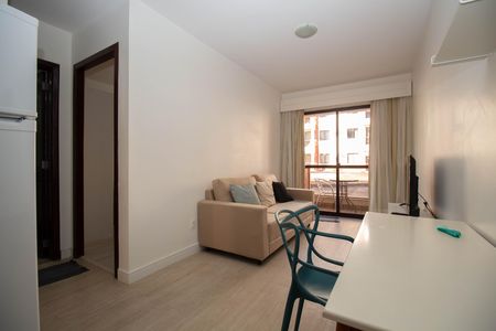 Apartamento para alugar com 37m², 1 quarto e sem vaga Apartamento para alugar com 37m², 1 quarto e sem vagaSala