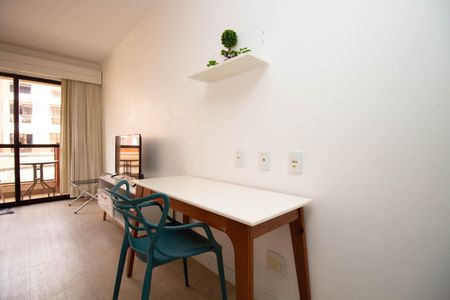 Apartamento para alugar com 1 quarto, 37m² em Asa Norte, Brasília