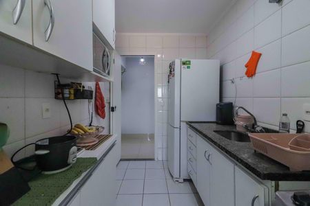 Apartamento à venda com 56m², 2 quartos e 2 vagas Apartamento à venda com 56m², 2 quartos e 2 vagasCozinha e Área de Serviço