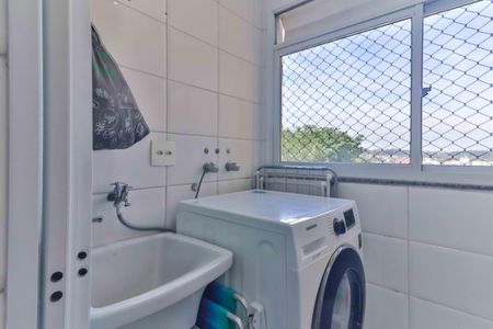 Apartamento à venda com 56m², 2 quartos e 2 vagas Apartamento à venda com 56m², 2 quartos e 2 vagasCozinha e Área de Serviço