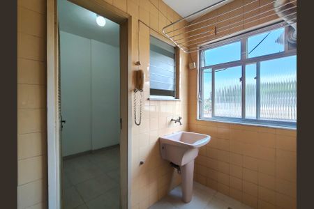 Apartamento para alugar com 67m², 2 quartos e 1 vagaÁrea de Serviço