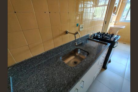 Apartamento para alugar com 67m², 2 quartos e 1 vagaCozinha