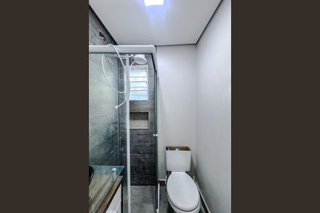 Banheiro de casa para alugar com 1 quarto, 20m² em Quarta Parada, São Paulo