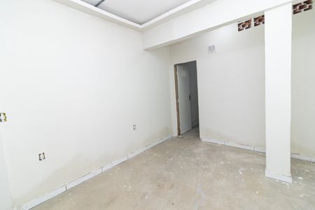 Sala de casa para alugar com 1 quarto, 45m² em Cascadura, Rio de Janeiro