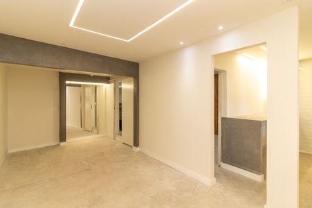 Sala de casa para alugar com 1 quarto, 70m² em Cascadura, Rio de Janeiro