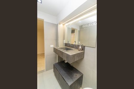 Banheiro de casa para alugar com 1 quarto, 70m² em Cascadura, Rio de Janeiro