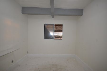 Quarto de casa para alugar com 1 quarto, 70m² em Cascadura, Rio de Janeiro