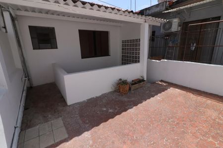 Casa à venda com 76m², 3 quartos e 2 vagasÁrea de Serviço