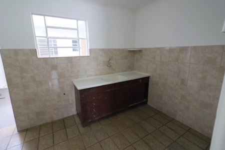 Casa à venda com 76m², 3 quartos e 2 vagasCozinha