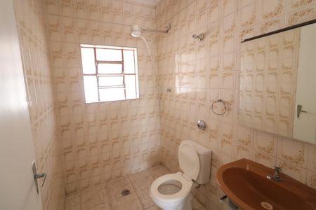 Casa à venda com 76m², 3 quartos e 2 vagasBanheiro 1