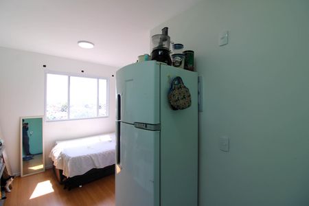 Cozinha de apartamento para alugar com 1 quarto, 20m² em Jardim Monte Kemel, São Paulo