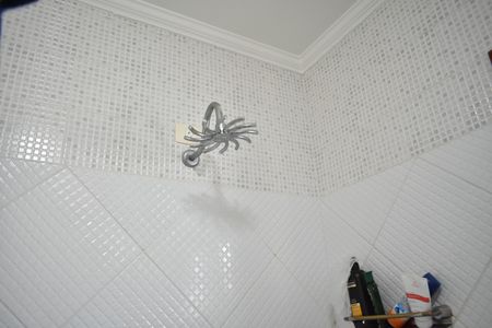 Casa à venda com 308m², 4 quartos e 4 vagasBanheiro da Suíte 1