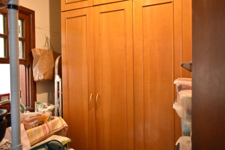 Casa à venda com 308m², 4 quartos e 4 vagasQuarto de Serviço