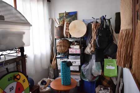 Casa à venda com 308m², 4 quartos e 4 vagasEscritório/Despensa