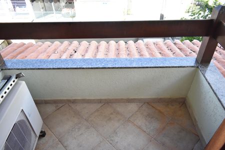 Casa à venda com 308m², 4 quartos e 4 vagasQuarto