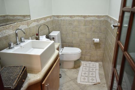 Casa à venda com 308m², 4 quartos e 4 vagasLavabo