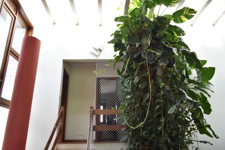 Casa à venda com 308m², 4 quartos e 4 vagasHall