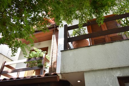 Casa à venda com 308m², 4 quartos e 4 vagasDetalhe externo