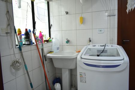 Casa à venda com 308m², 4 quartos e 4 vagasÁrea de Serviço