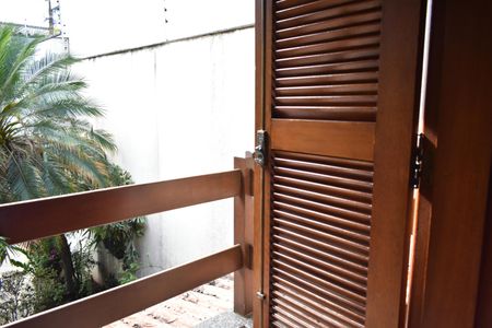 Casa à venda com 308m², 4 quartos e 4 vagasSuíte 2