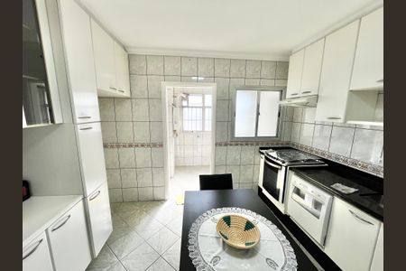 Apartamento para alugar com 110m², 3 quartos e 2 vagasCozinha