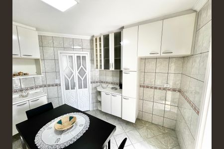 Apartamento para alugar com 110m², 3 quartos e 2 vagasCozinha