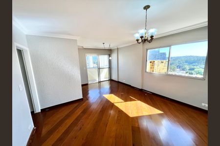 Apartamento para alugar com 110m², 3 quartos e 2 vagasSala