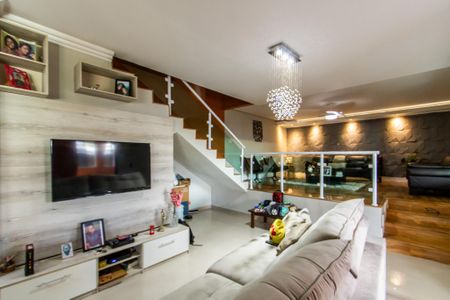 Sala de casa para alugar com 2 quartos, 220m² em Jardim Popular, São Paulo