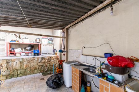 Casa à venda com 220m², 2 quartos e 6 vagasÁrea de Serviço