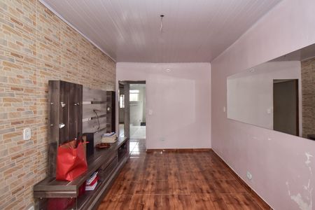 Sala de casa para alugar com 3 quartos, 260m² em Jardim Cláudia, São Paulo