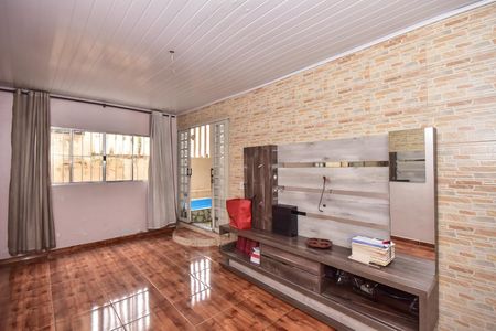 Sala de casa para alugar com 3 quartos, 260m² em Jardim Cláudia, São Paulo