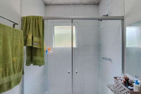 Casa de condomínio à venda com 190m², 3 quartos e 7 vagasBanheiro da Suíte