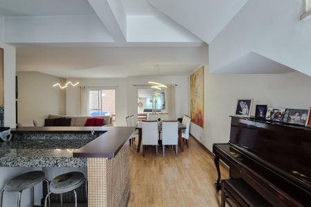 Casa de condomínio à venda com 190m², 3 quartos e 7 vagasSala