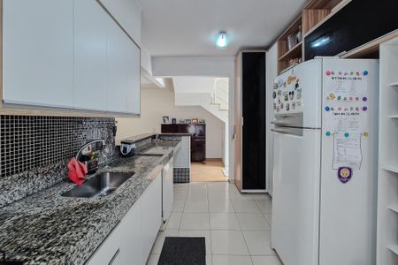 Casa de condomínio à venda com 190m², 3 quartos e 7 vagasCozinha