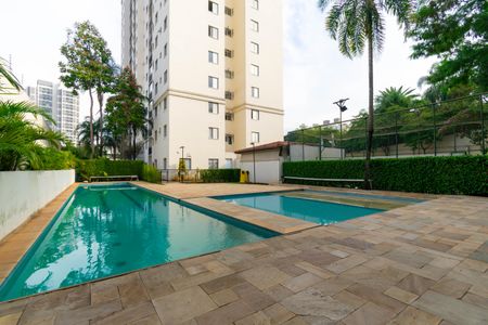 Apartamento à venda com 48m², 2 quartos e 1 vaga Apartamento à venda com 48m², 2 quartos e 1 vagaÁrea comum - Piscina