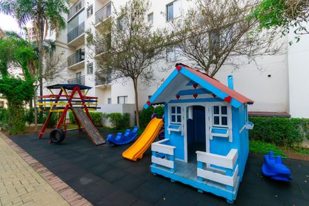 Apartamento à venda com 48m², 2 quartos e 1 vaga Apartamento à venda com 48m², 2 quartos e 1 vagaÁrea comum - Playground