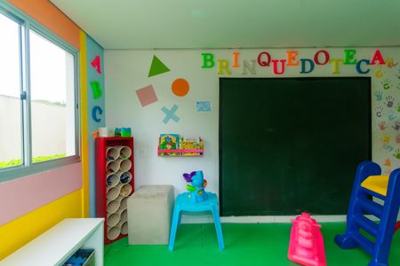 Apartamento à venda com 48m², 2 quartos e 1 vaga Apartamento à venda com 48m², 2 quartos e 1 vagaÁrea comum - Brinquedoteca