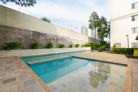 Apartamento à venda com 48m², 2 quartos e 1 vaga Apartamento à venda com 48m², 2 quartos e 1 vagaÁrea comum - Piscina