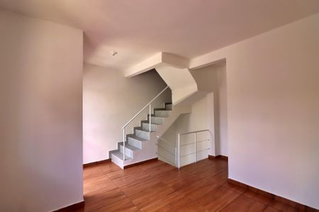 Sala  de casa à venda com 2 quartos, 90m² em Nova Petrópolis, São Bernardo do Campo