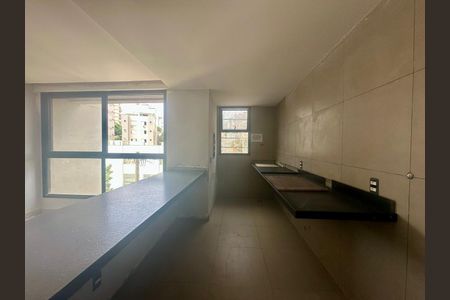 Apartamento à venda com 2 quartos, 70m² em Anchieta, Belo Horizonte