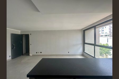 Apartamento à venda com 2 quartos, 70m² em Anchieta, Belo Horizonte