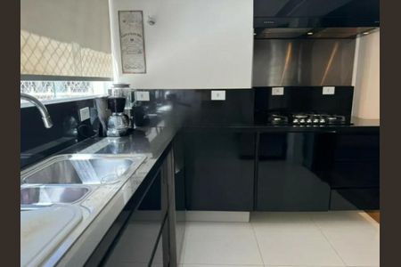 Apartamento à venda com 96m², 2 quartos e 1 vaga