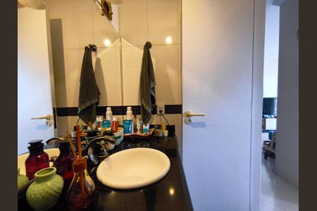 Apartamento à venda com 62m², 1 quarto e 1 vagaBanheiro