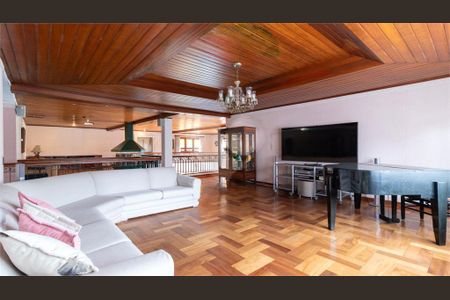 Casa à venda com 4 quartos, 853m² em Jardim Petropolis, São Paulo