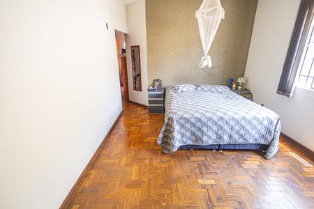 Casa à venda com 376m², 3 quartos e 2 vagasquarto 1 / suite